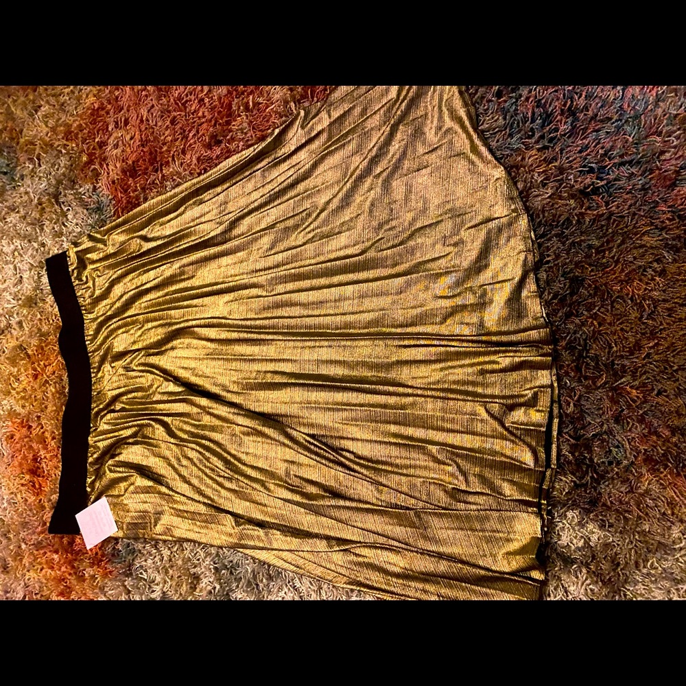 Beautiful Plus Sparkly Gold Pleated Party Skirt